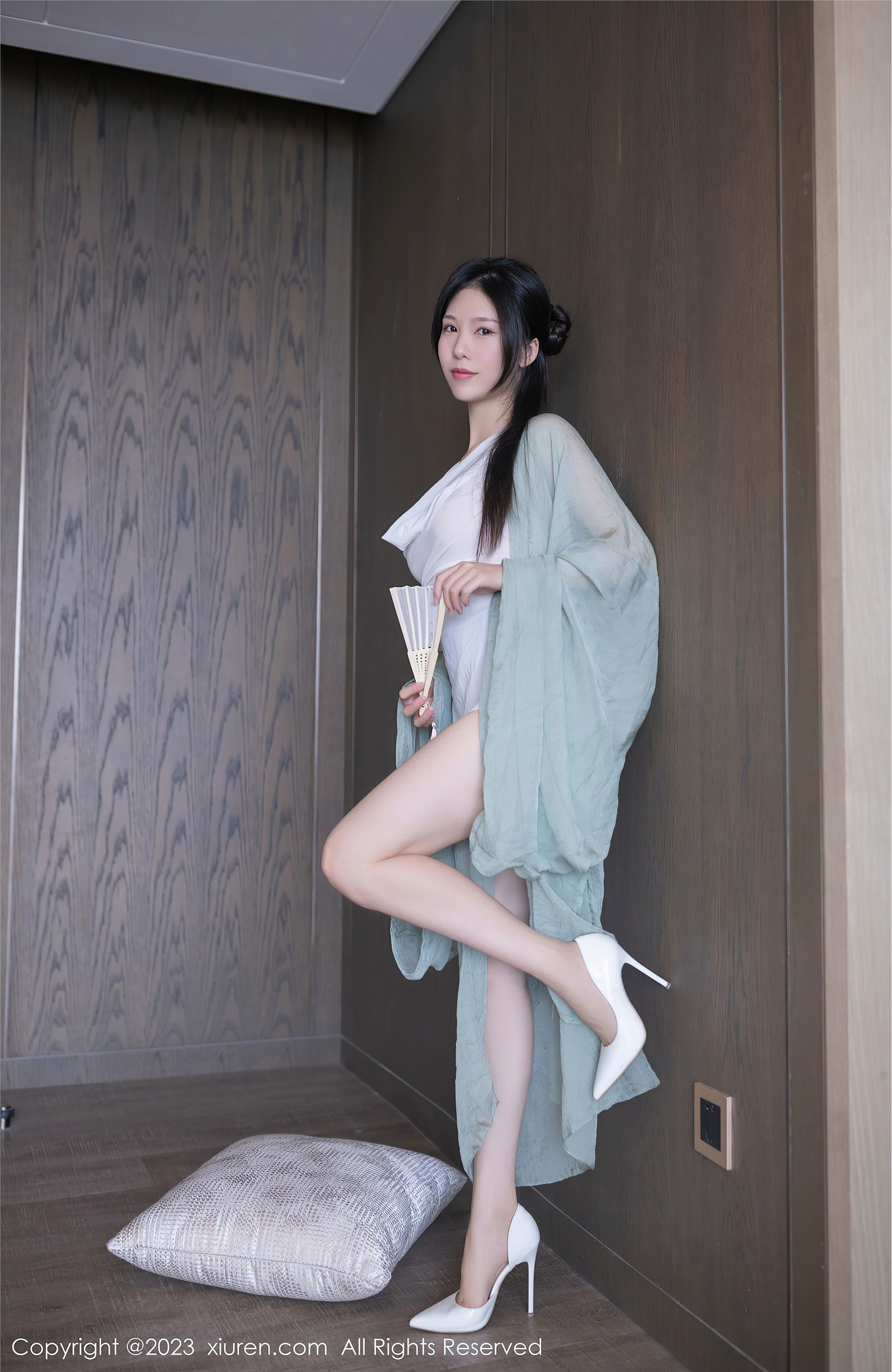 XiuRen秀人网  2023.03.15 NO.6420 利世